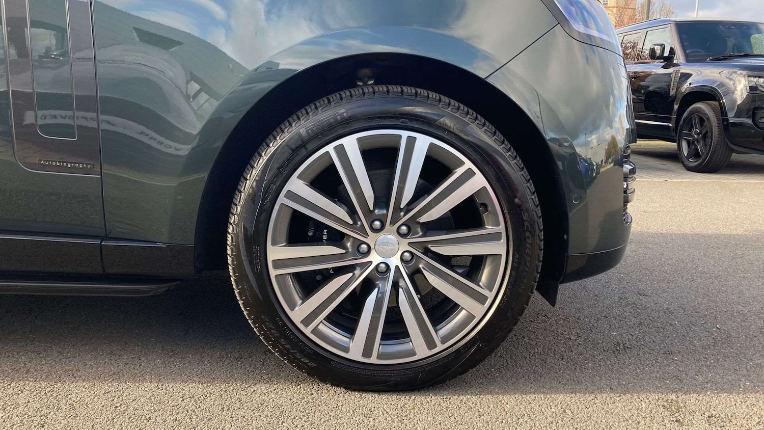 Used Land Rover Range Rover 2023 for sale - 76460376: Photo 8