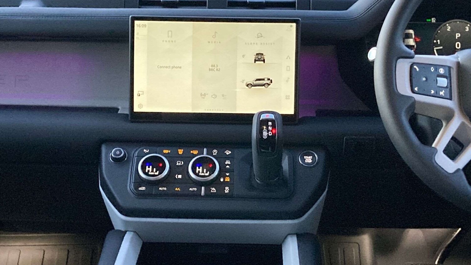 Used Land Rover Defender 2025 for sale - 77842438: Photo 14