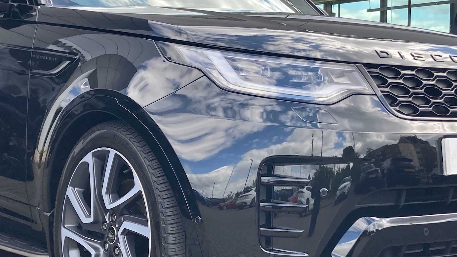 Used Land Rover Discovery 2025 for sale - 76460186: Photo 17