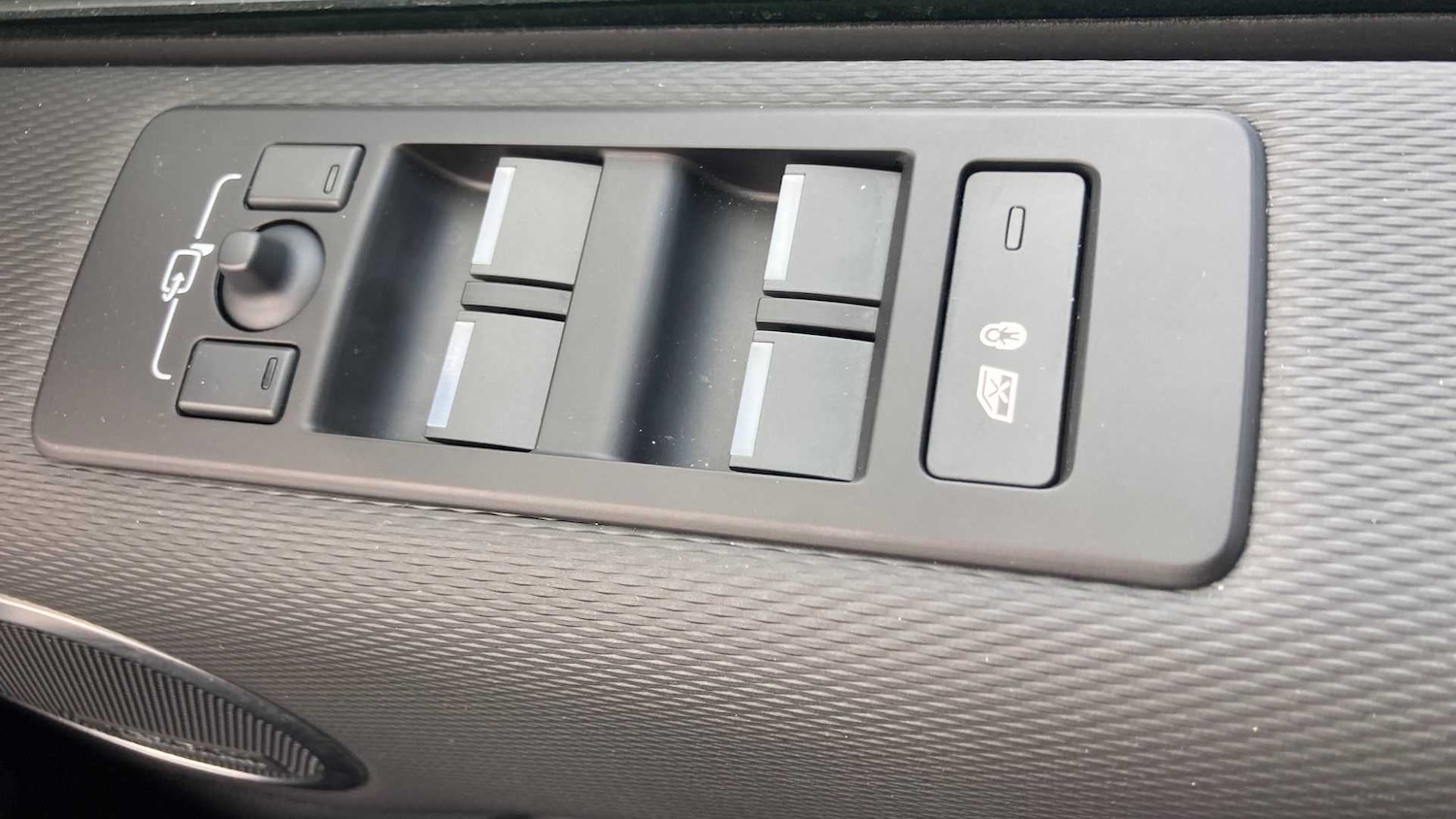 Used Land Rover Discovery 2025 for sale - 76460186: Photo 23