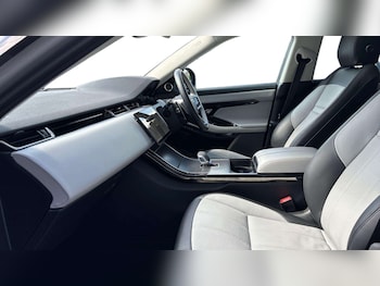 Used Land Rover Range Rover Evoque 2025 for sale - 79545009: Photo