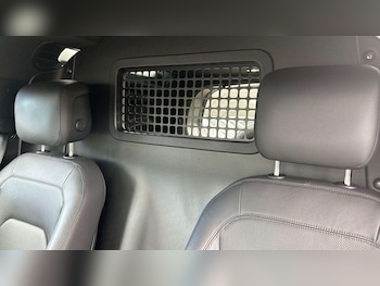 Used Land Rover Defender 2025 for sale - 79390915: Photo