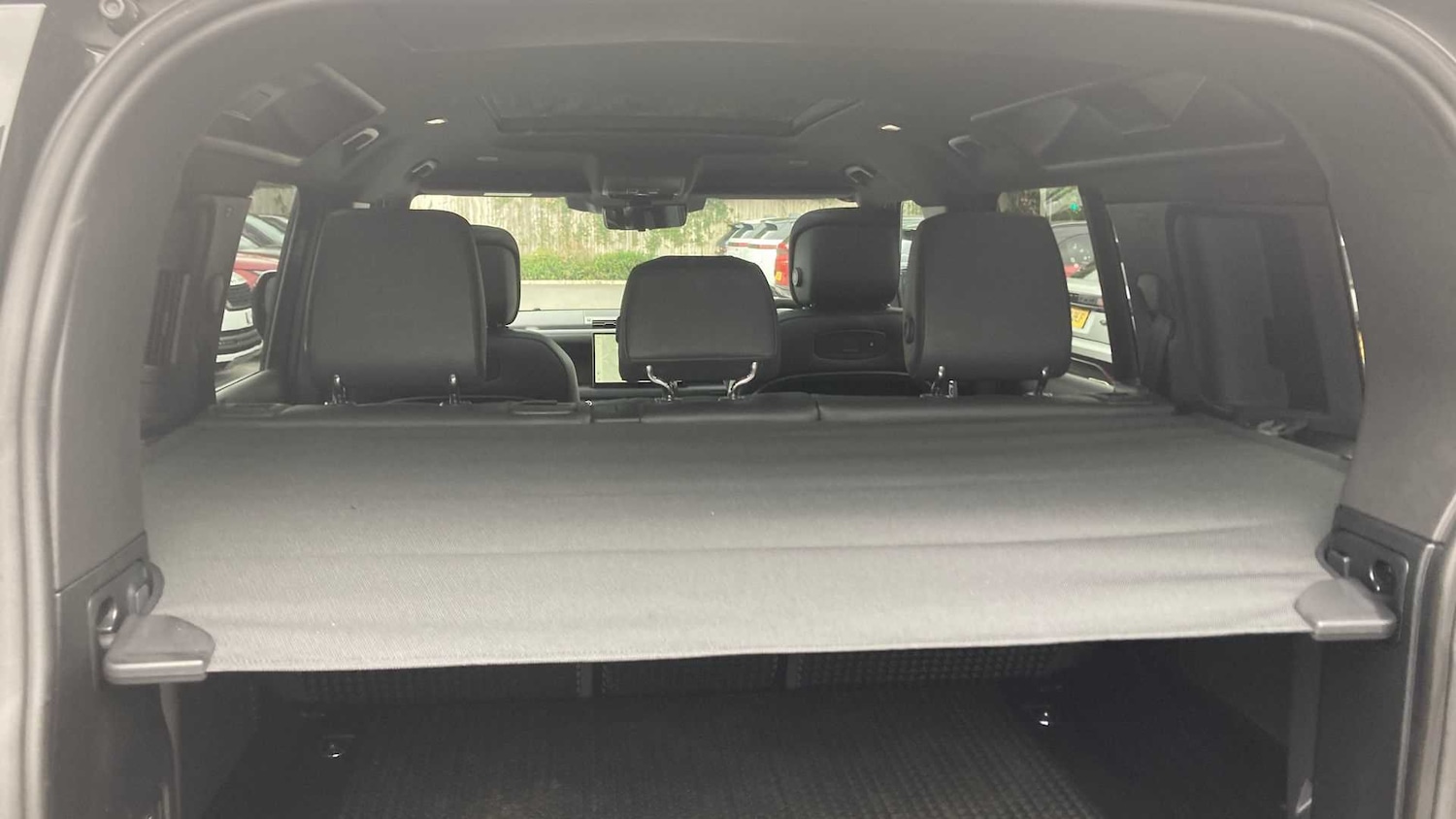 Used Land Rover Defender 2021 for sale - 76460492: Photo 10