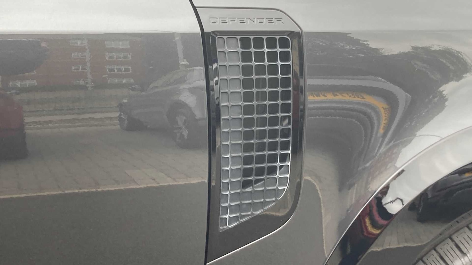 Used Land Rover Defender 2021 for sale - 76460492: Photo 20