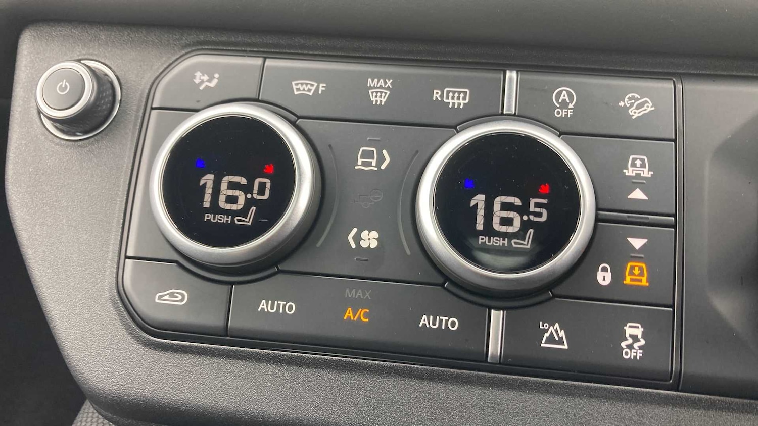 Used Land Rover Defender 2021 for sale - 76460492: Photo 22