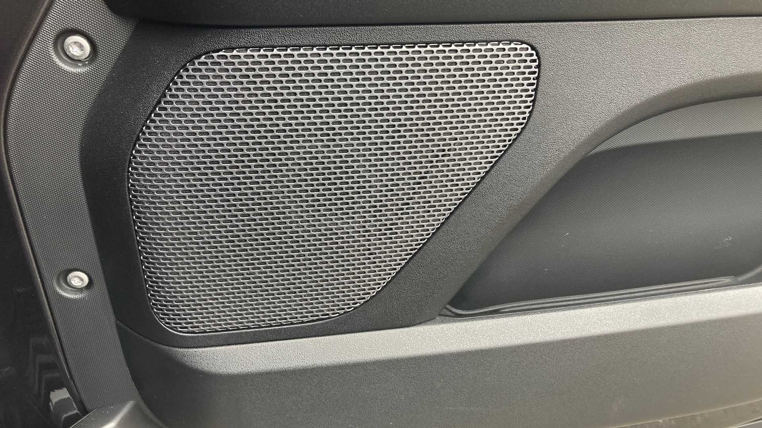 Used Land Rover Defender 2021 for sale - 76460492: Photo 24