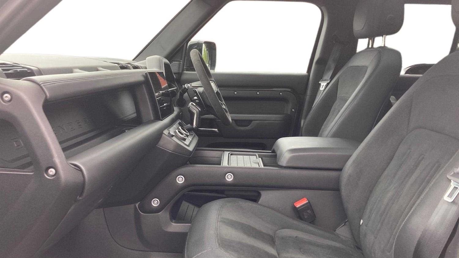 Used Land Rover Defender 2021 for sale - 76460492: Photo 3