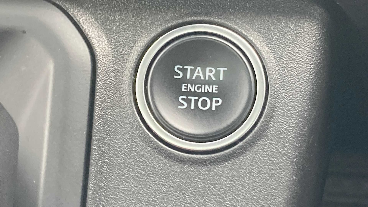 Used Land Rover Defender 2021 for sale - 76460492: Photo 33