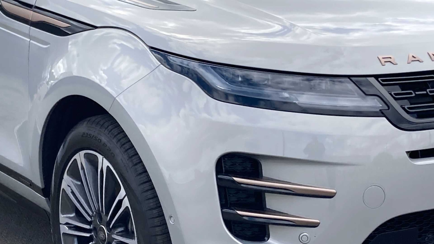 Used Land Rover Range Rover Evoque 2025 for sale - 76460319: Photo 17