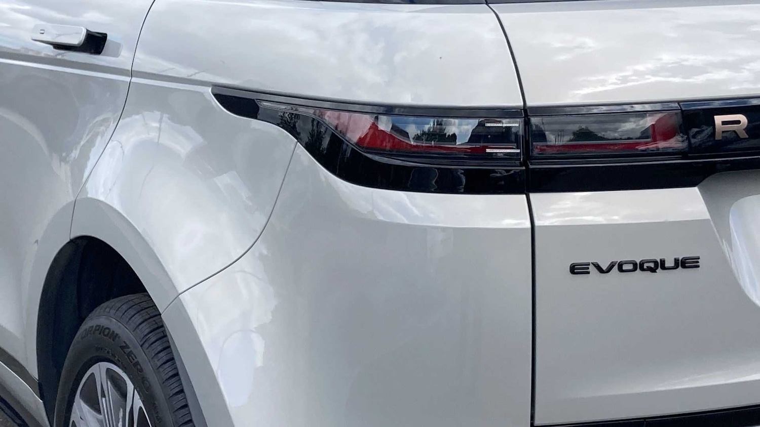 Used Land Rover Range Rover Evoque 2025 for sale - 76460319: Photo 19