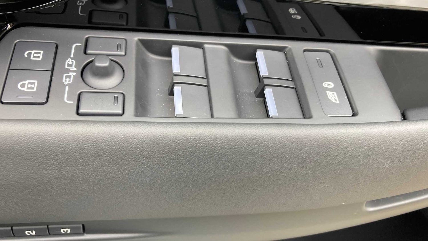 Used Land Rover Range Rover Evoque 2025 for sale - 76460319: Photo 23