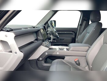 Used Land Rover Defender 2026 for sale - 78551494: Photo