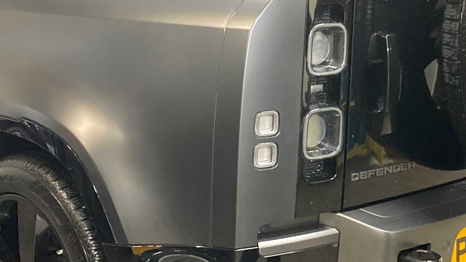 Used Land Rover Defender 2023 for sale - 76460211: Photo 19