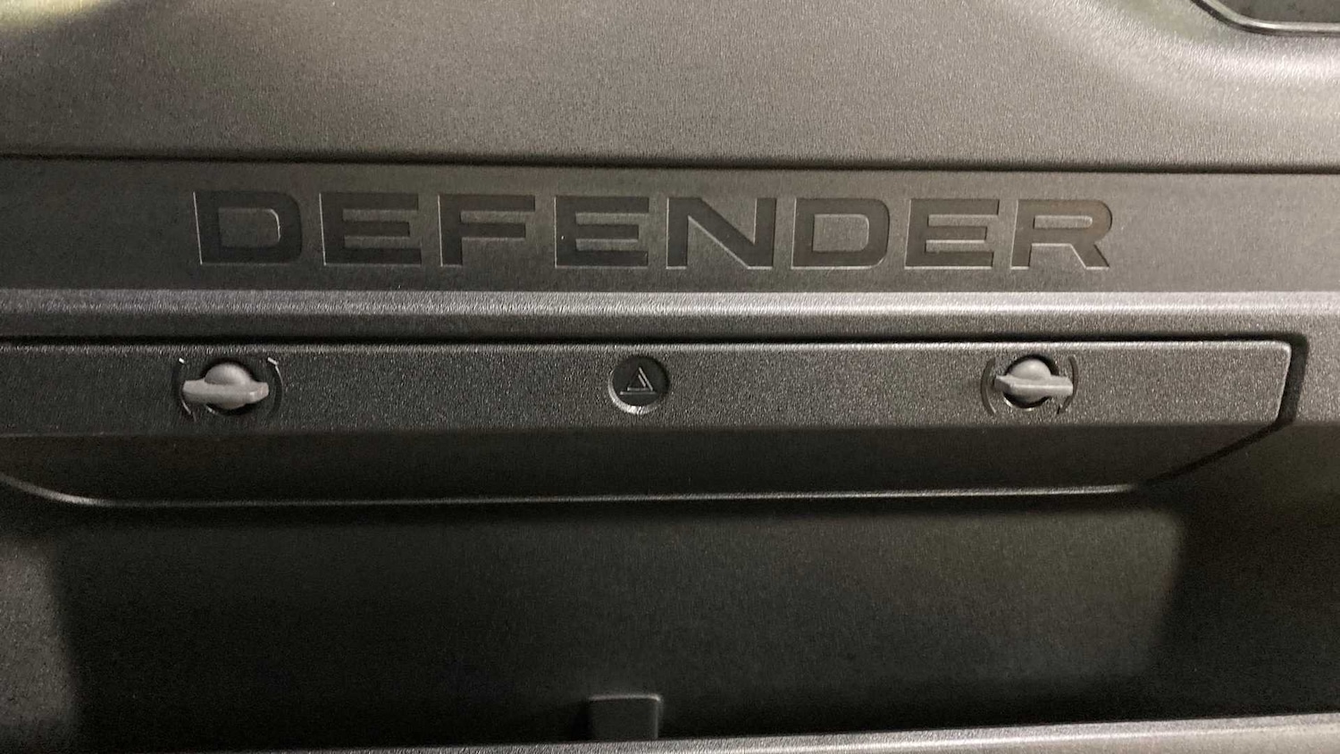 Used Land Rover Defender 2023 for sale - 76460211: Photo 24