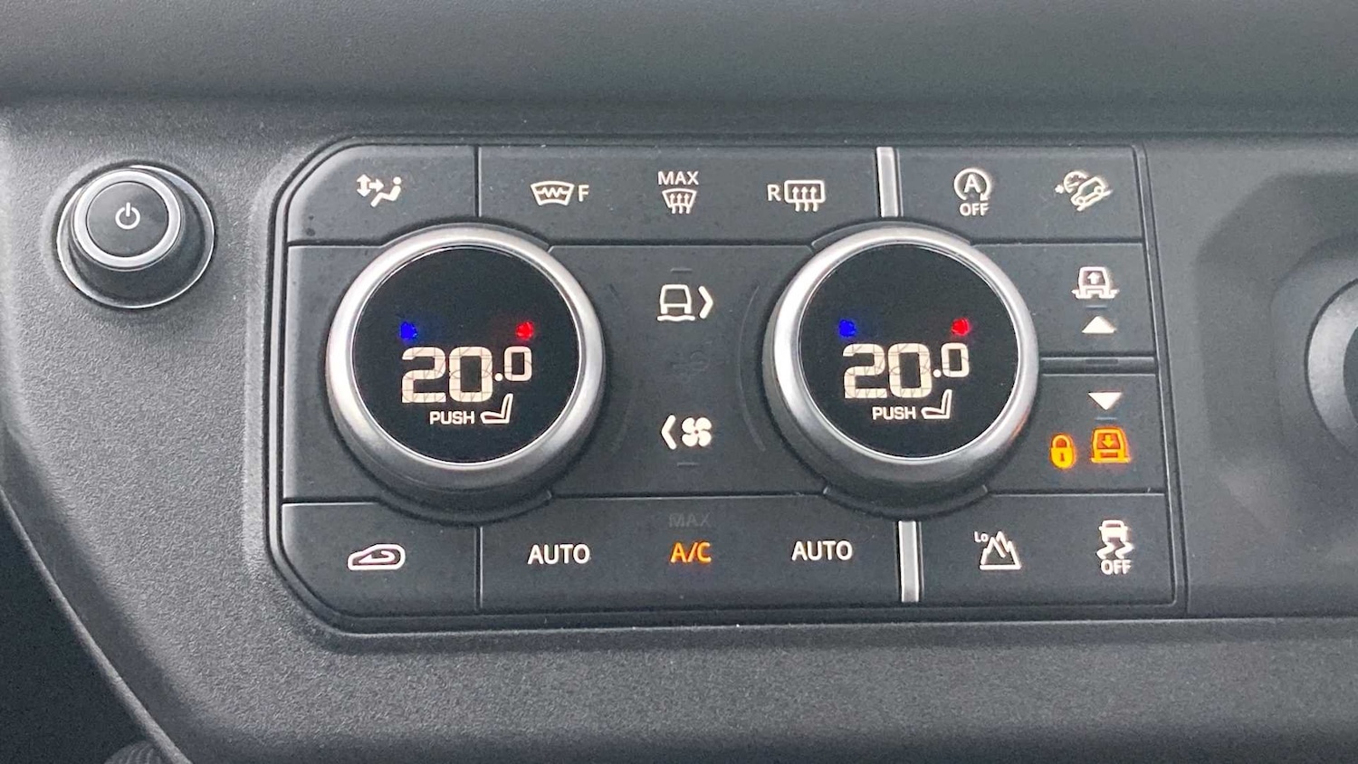 Used Land Rover Defender 2023 for sale - 76460211: Photo 31