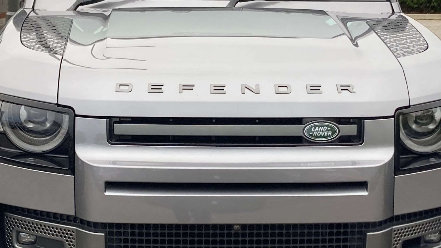 Used Land Rover Defender 2025 for sale - 76460591: Photo 29