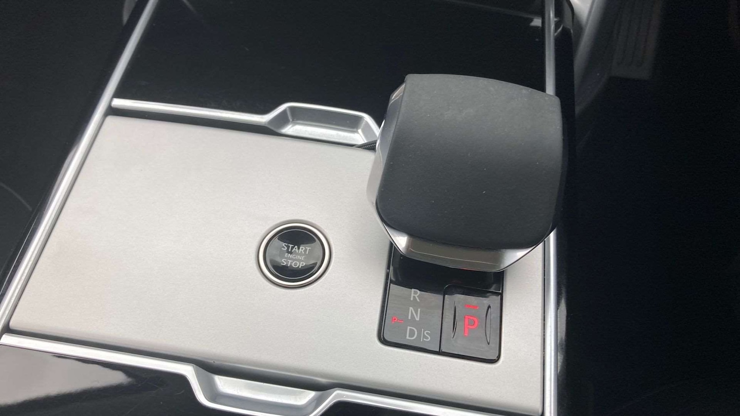 Used Land Rover Range Rover 2024 for sale - 76459848: Photo 13