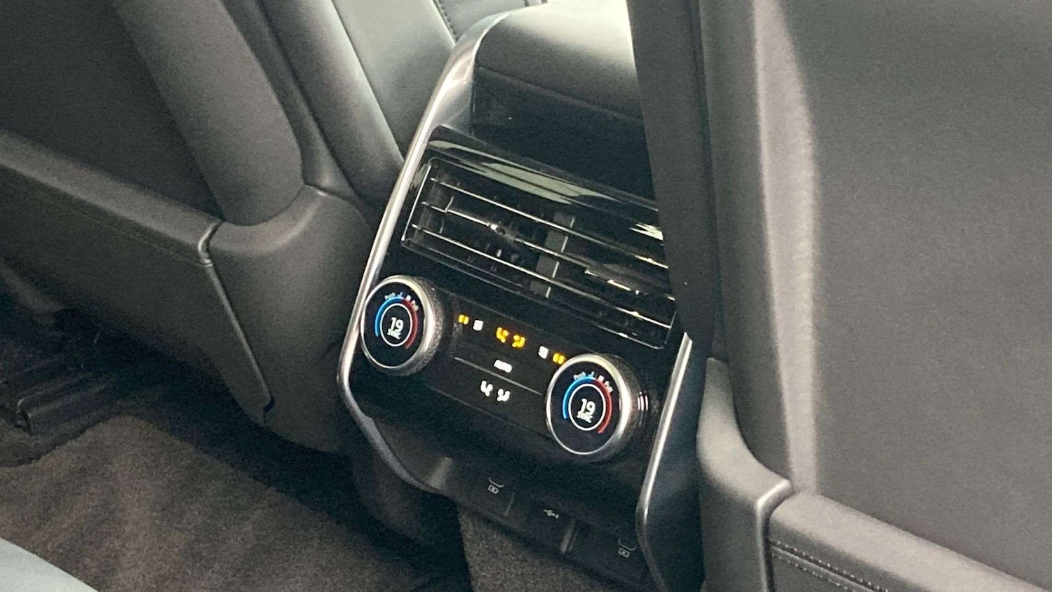 Used Land Rover Range Rover 2024 for sale - 76459848: Photo 32