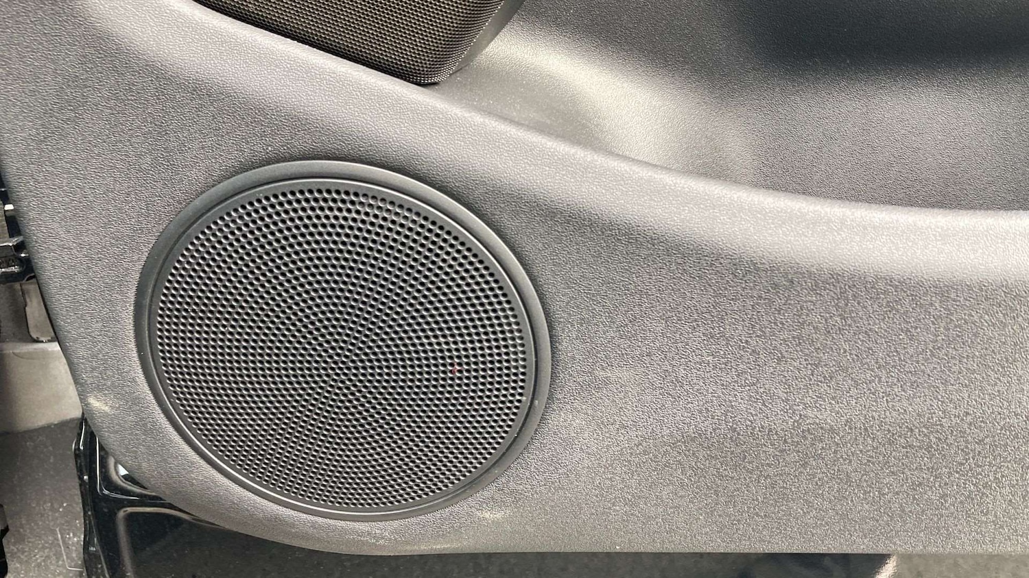 Used Land Rover Range Rover Evoque 2025 for sale - 76460548: Photo 24