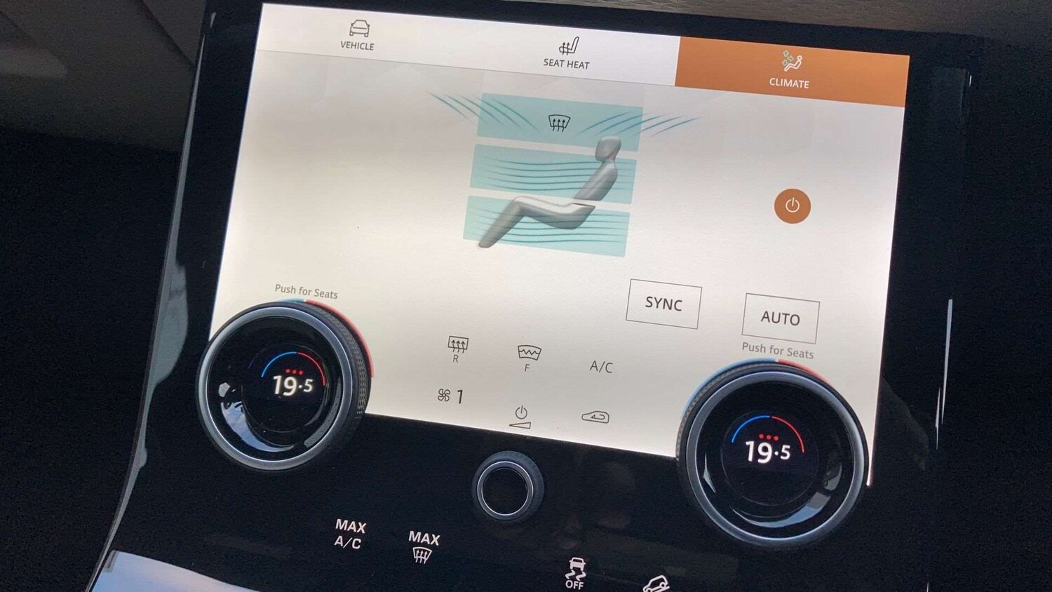 Used Land Rover Range Rover Velar 2023 for sale - 77842507: Photo 30