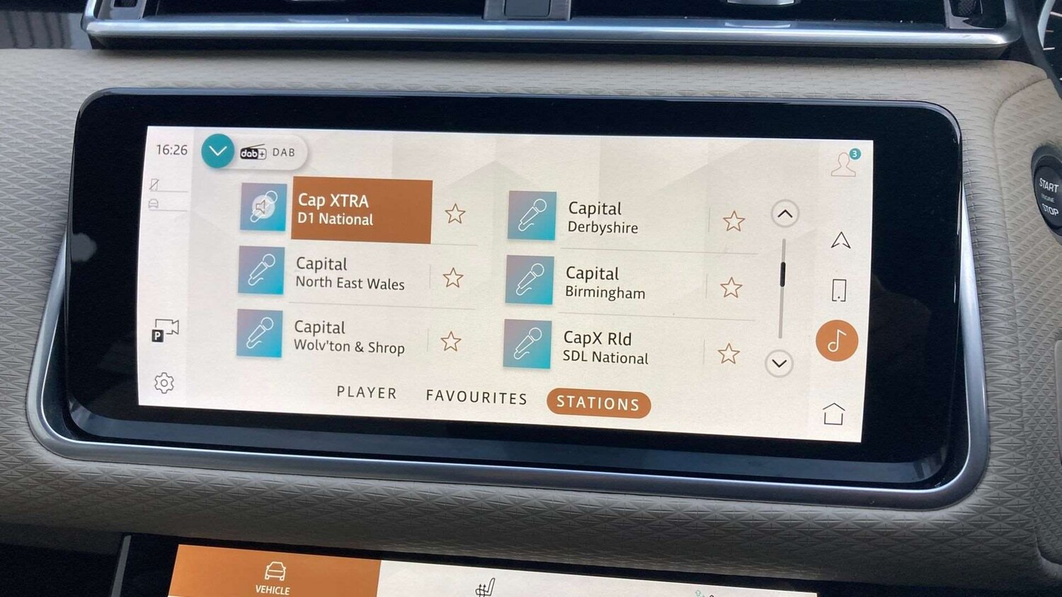 Used Land Rover Range Rover Velar 2023 for sale - 77842507: Photo 32