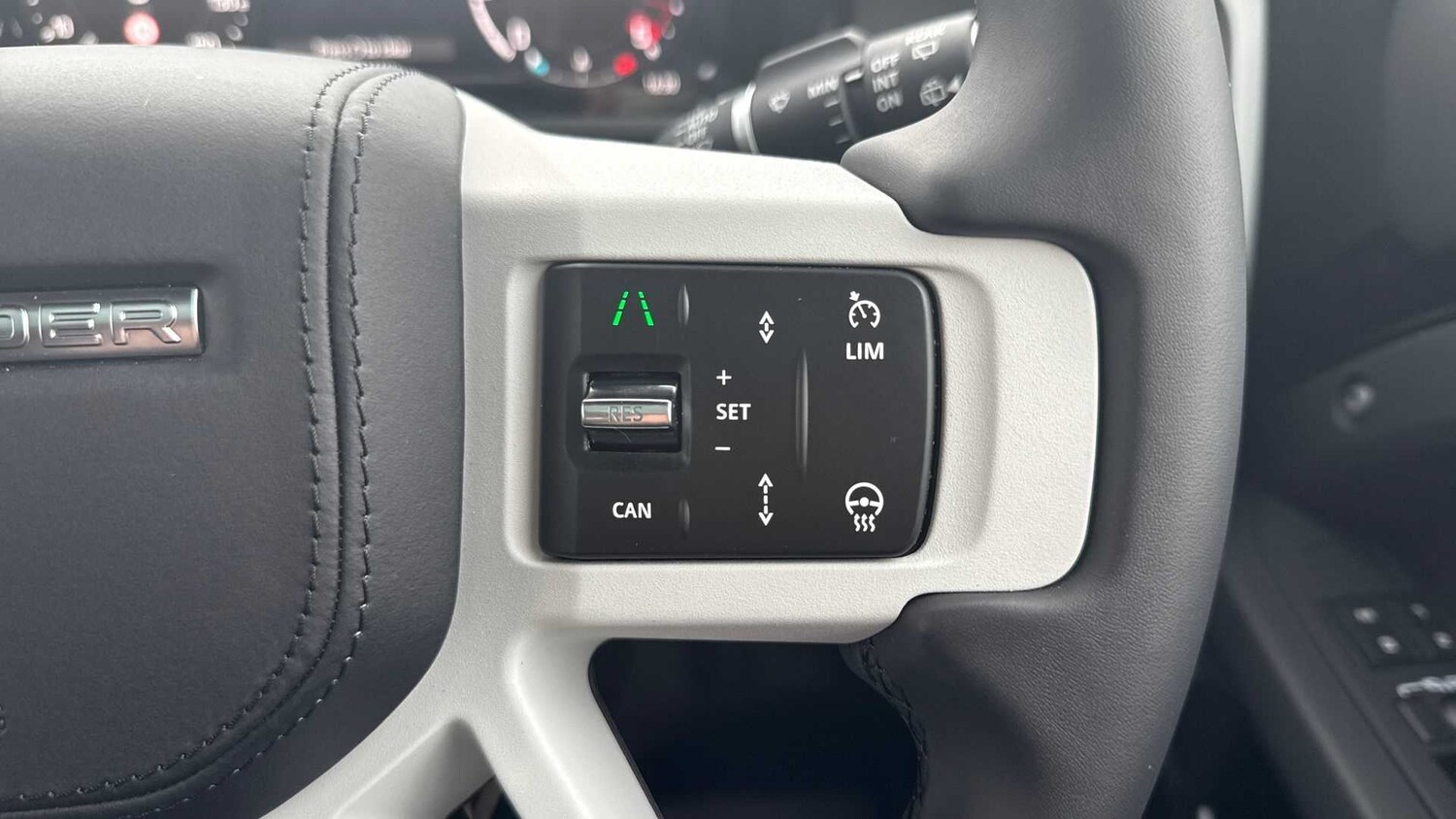 Used Land Rover Defender 2025 for sale - 77112263: Photo 28