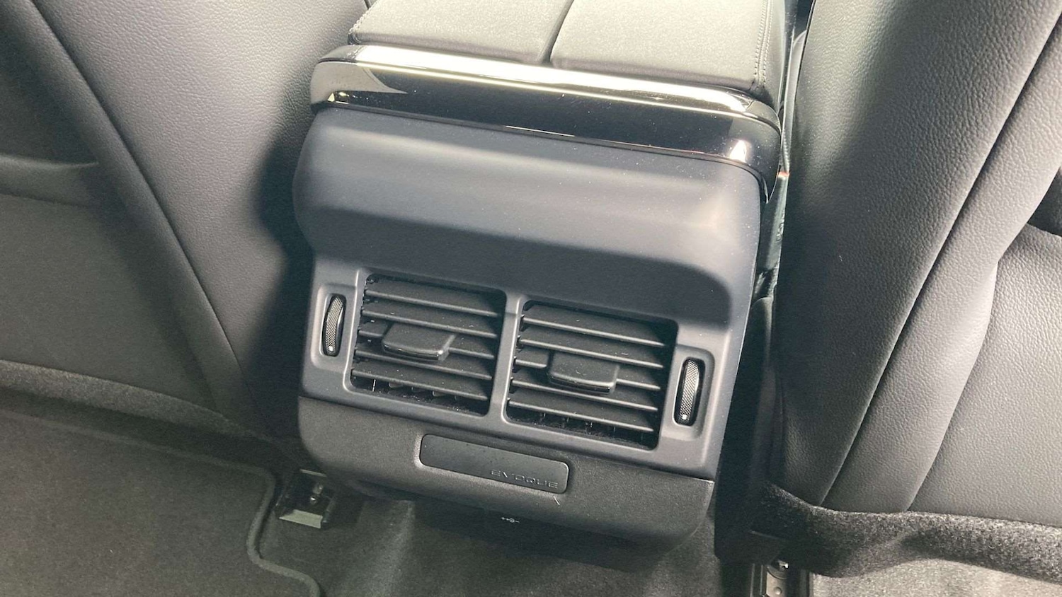 Used Land Rover Range Rover Evoque 2024 for sale - 76916069: Photo 18