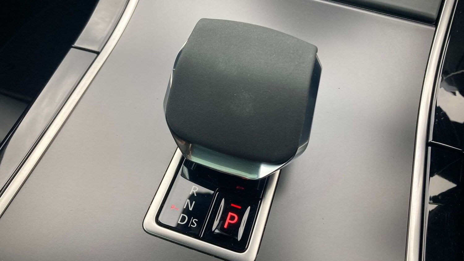 Used Land Rover Range Rover Evoque 2023 for sale - 77239914: Photo 13