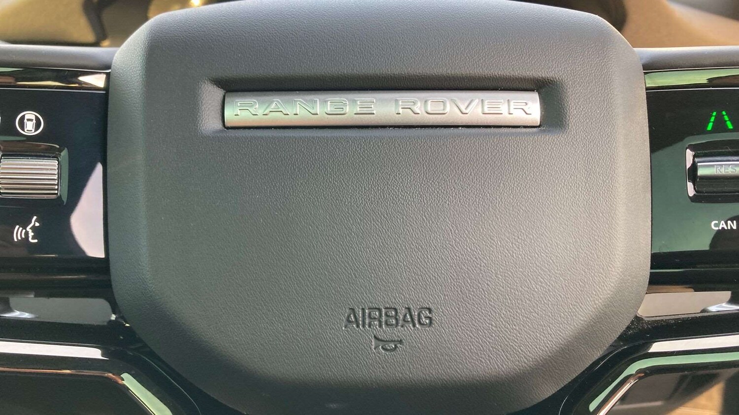 Used Land Rover Range Rover Evoque 2025 for sale - 76636700: Photo 33