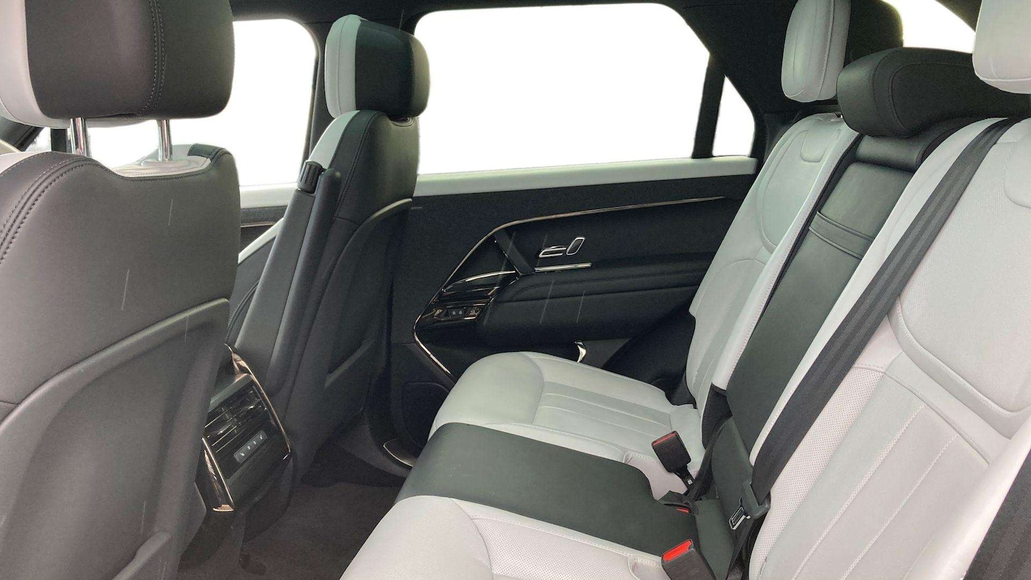 Used Land Rover Range Rover Sport 2023 for sale - 76460084: Photo 4