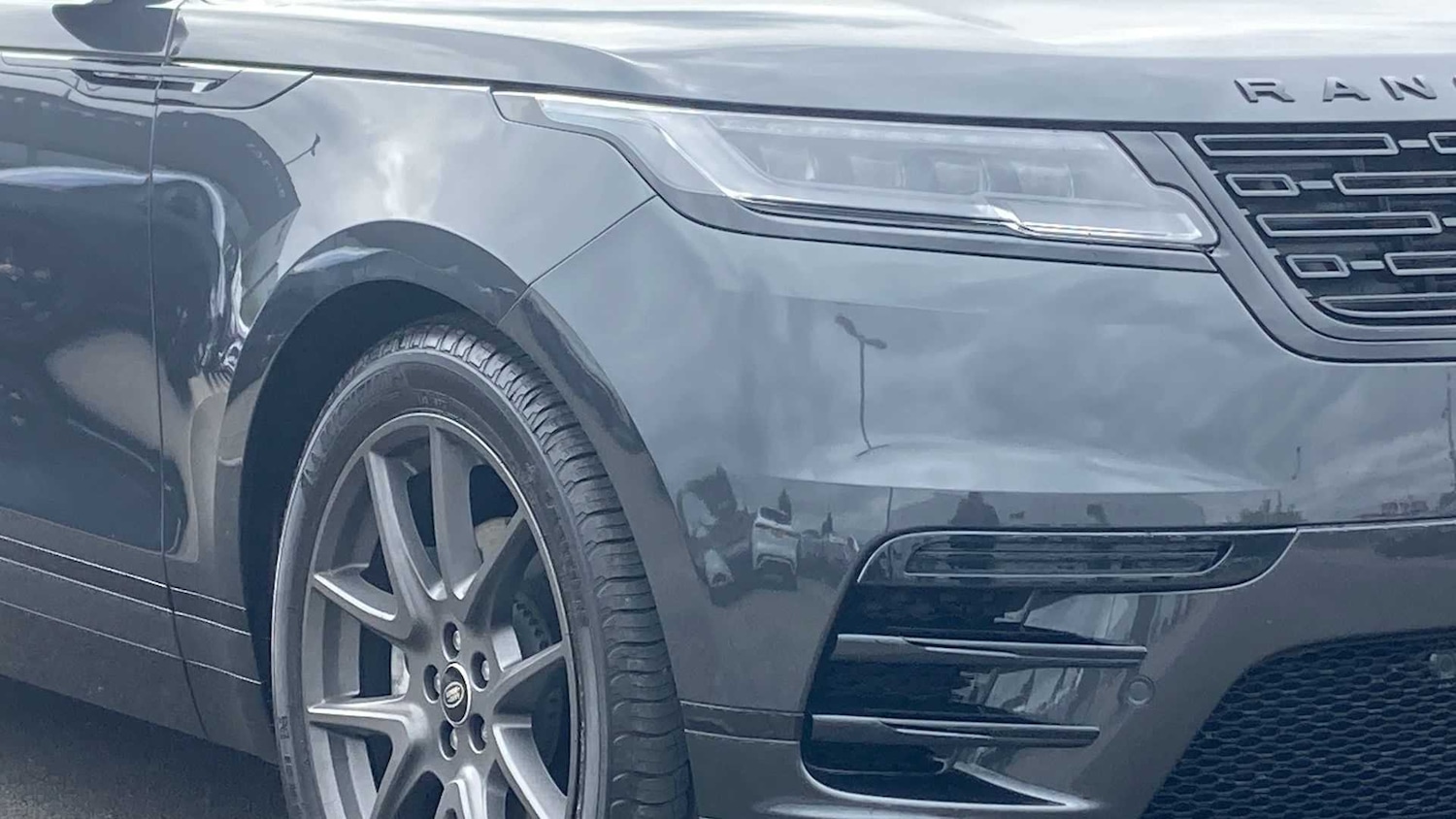 Used Land Rover Range Rover Velar 2025 for sale - 76460534: Photo 17