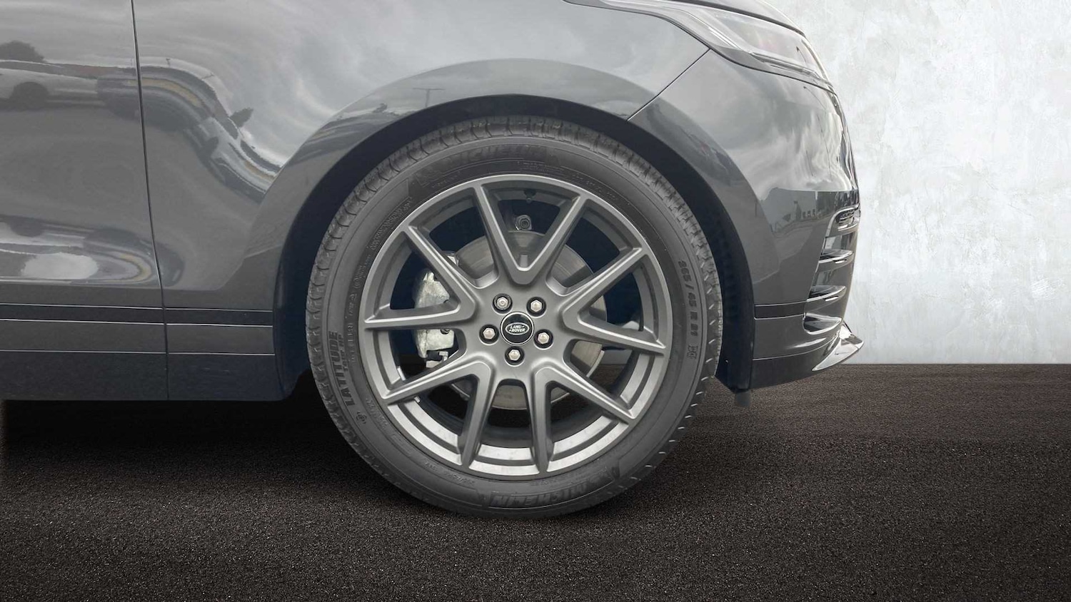 Used Land Rover Range Rover Velar 2025 for sale - 76460534: Photo 8