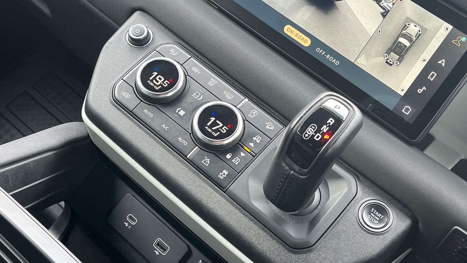 Used Land Rover Defender 2022 for sale - 76460604: Photo 13