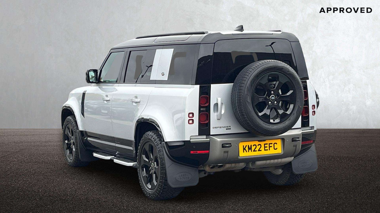 Used Land Rover Defender 2022 for sale - 76460604: Photo 2
