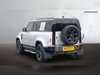 Used Land Rover Defender 2022 for sale - 76460604: Photo