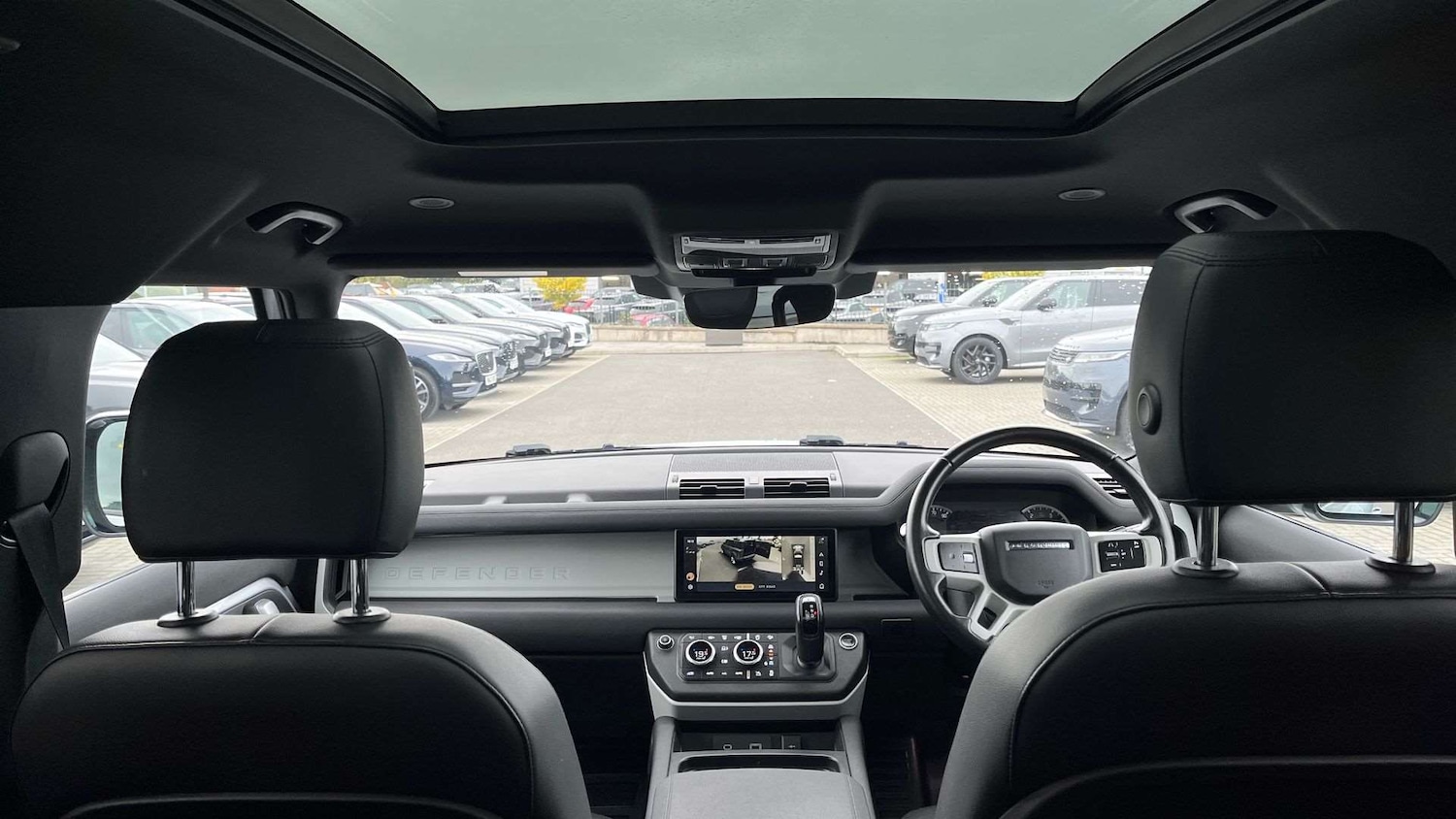 Used Land Rover Defender 2022 for sale - 76460604: Photo 31