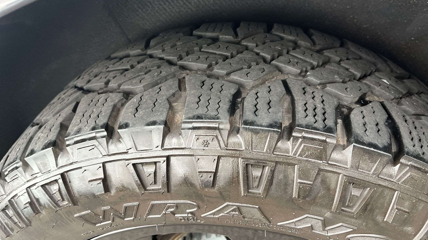 Used Land Rover Defender 2022 for sale - 76460604: Photo 33