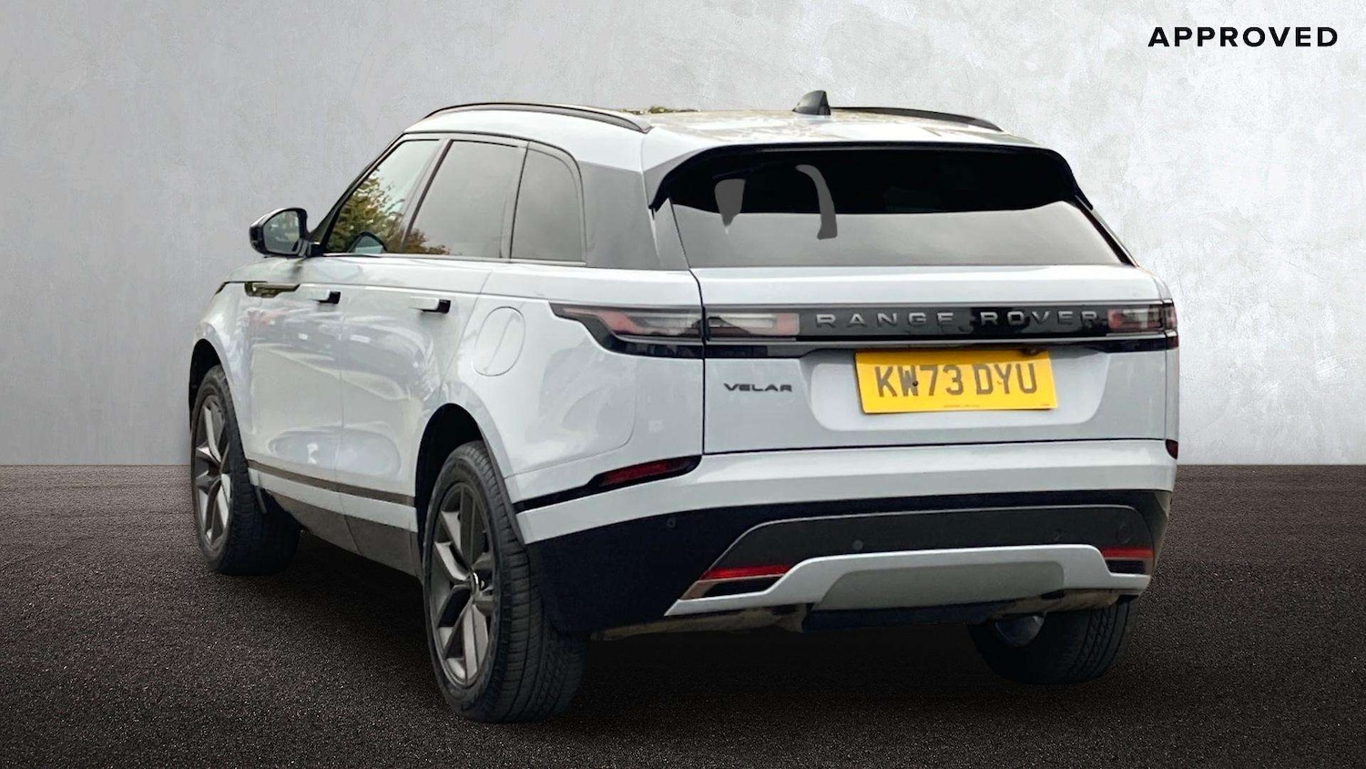 Used Land Rover Range Rover Velar 2023 for sale - 76460535: Photo 2