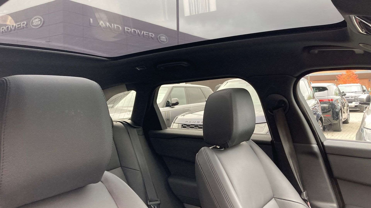 Used Land Rover Range Rover Velar 2023 for sale - 76460535: Photo 21