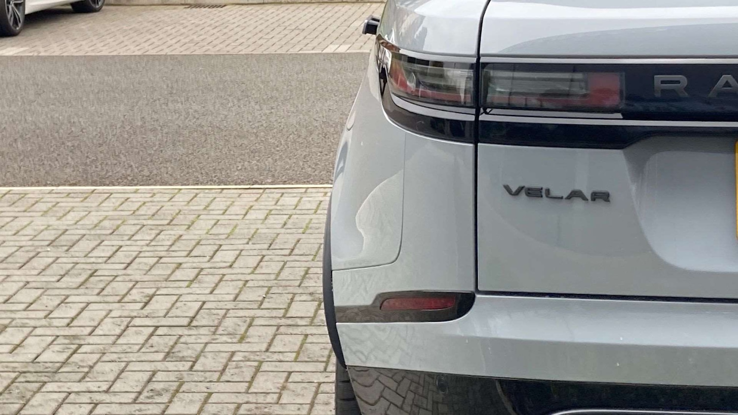 Used Land Rover Range Rover Velar 2023 for sale - 76460535: Photo 31