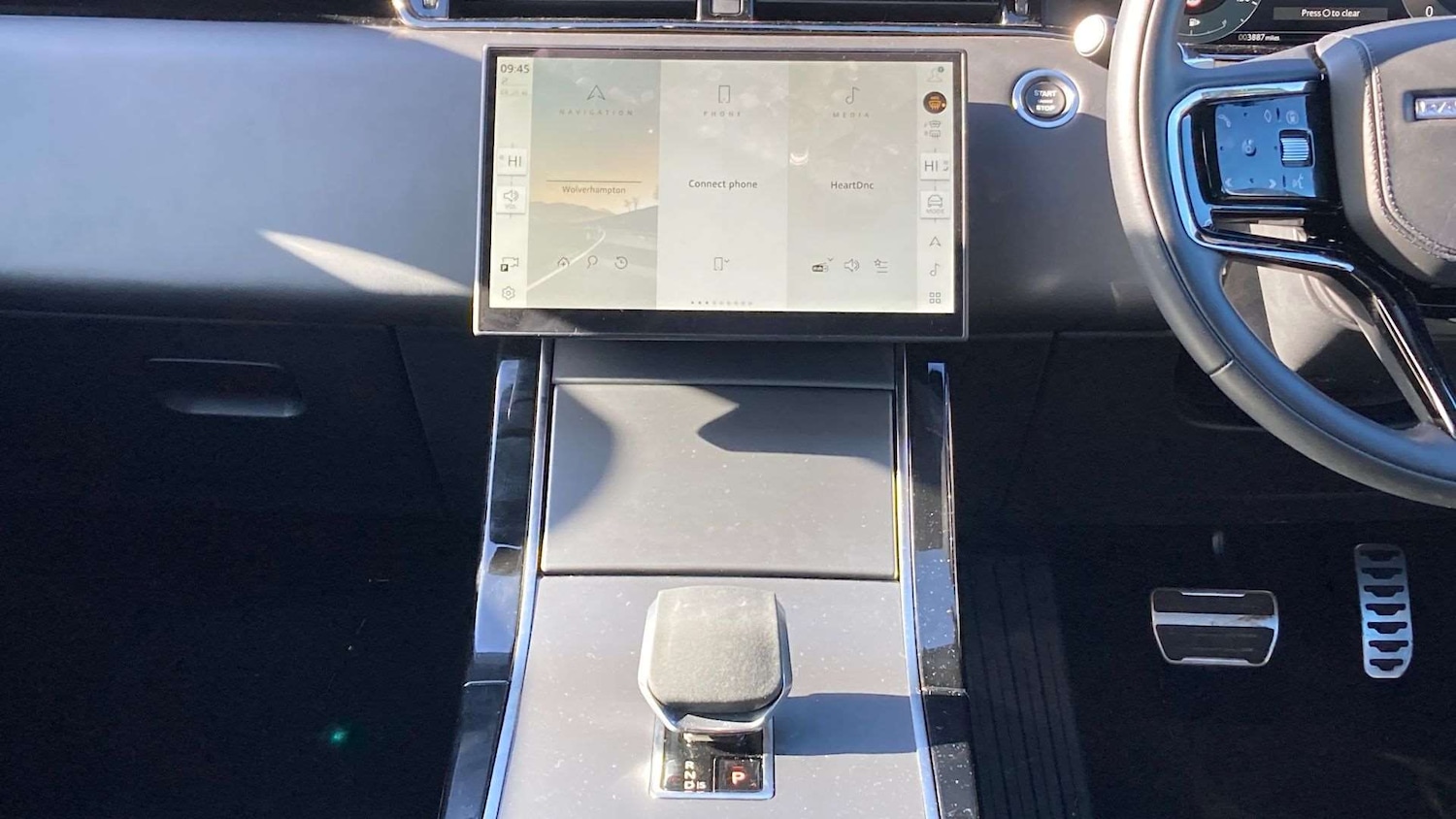 Used Land Rover Range Rover Evoque 2025 for sale - 76460224: Photo 14