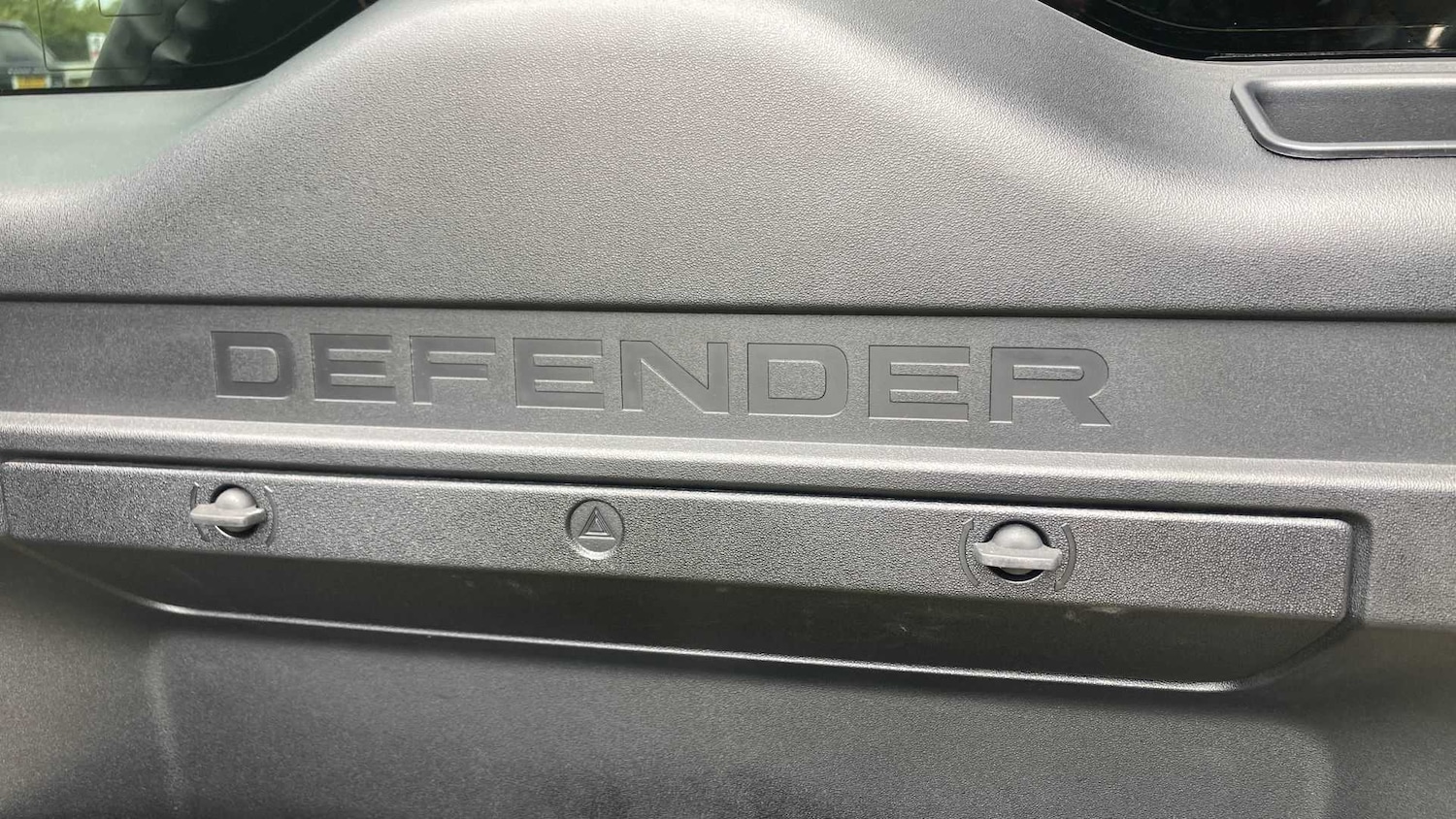 Used Land Rover Defender 2023 for sale - 76648921: Photo 29