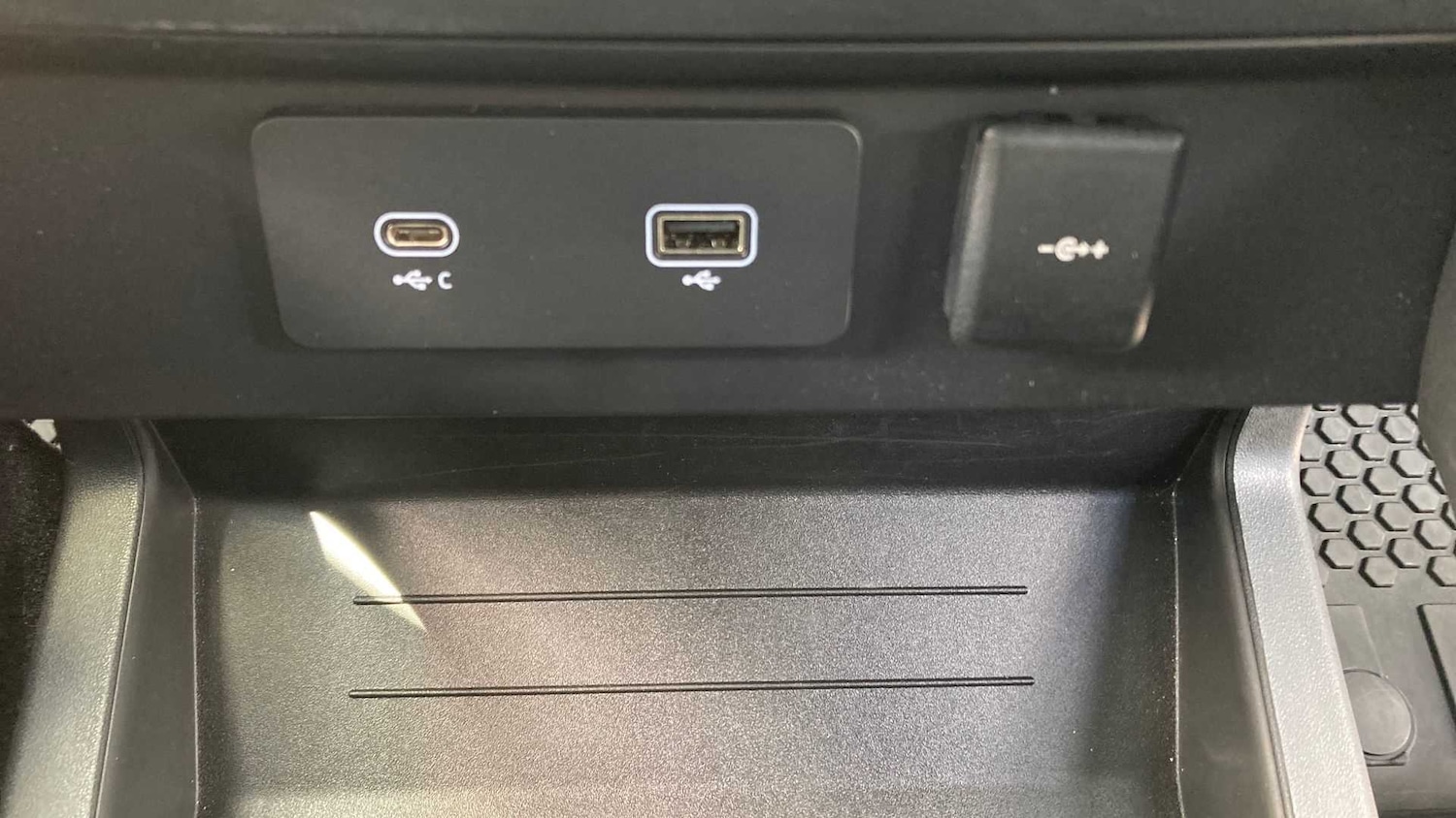 Used Land Rover Defender 2023 for sale - 76648921: Photo 33