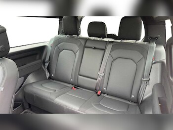 Used Land Rover Defender 2023 for sale - 76648921: Photo