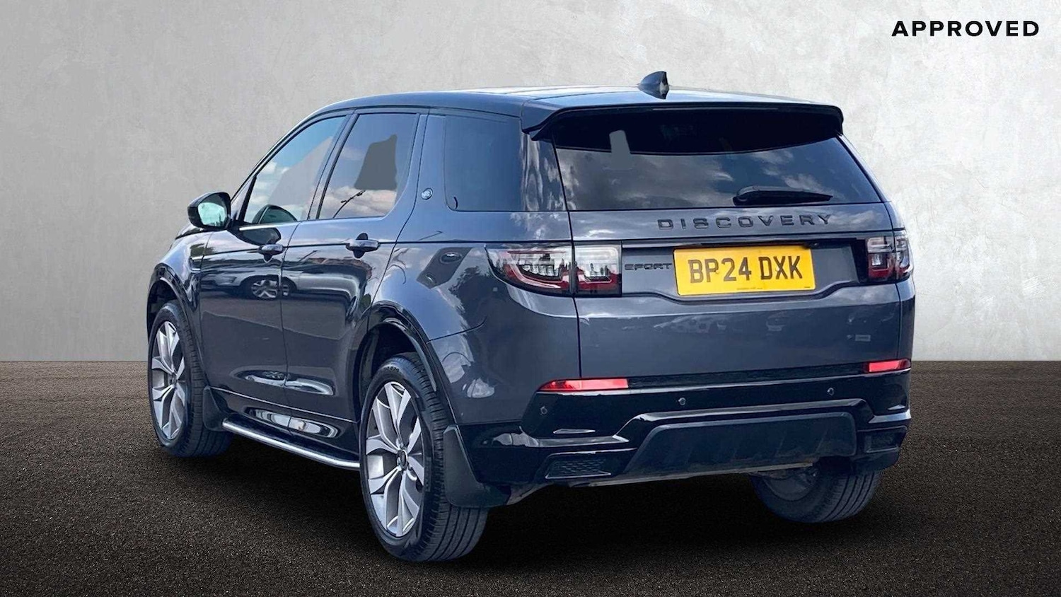 Used Land Rover Discovery Sport 2024 for sale - 76460041: Photo 2