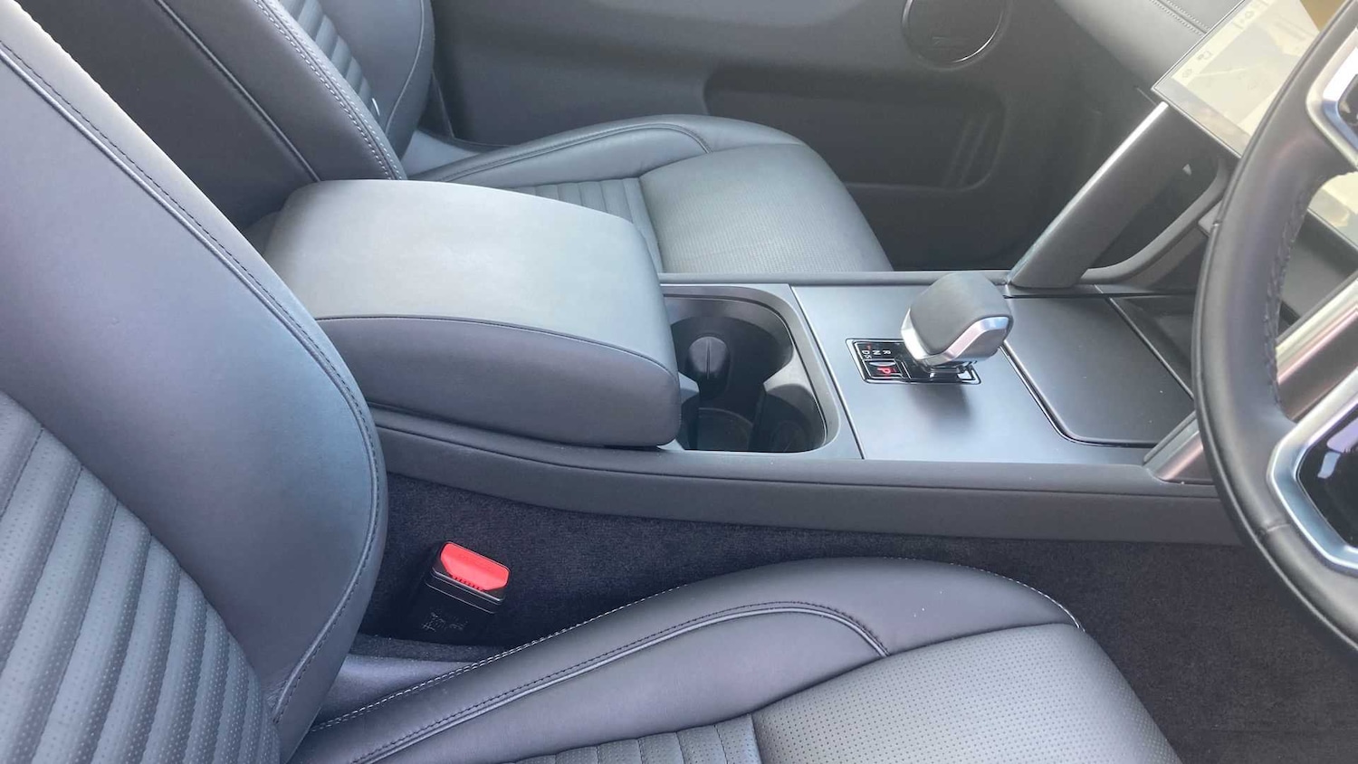 Used Land Rover Discovery Sport 2024 for sale - 76460041: Photo 33