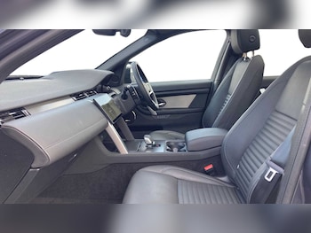 Used Land Rover Discovery Sport 2024 for sale - 76460041: Photo