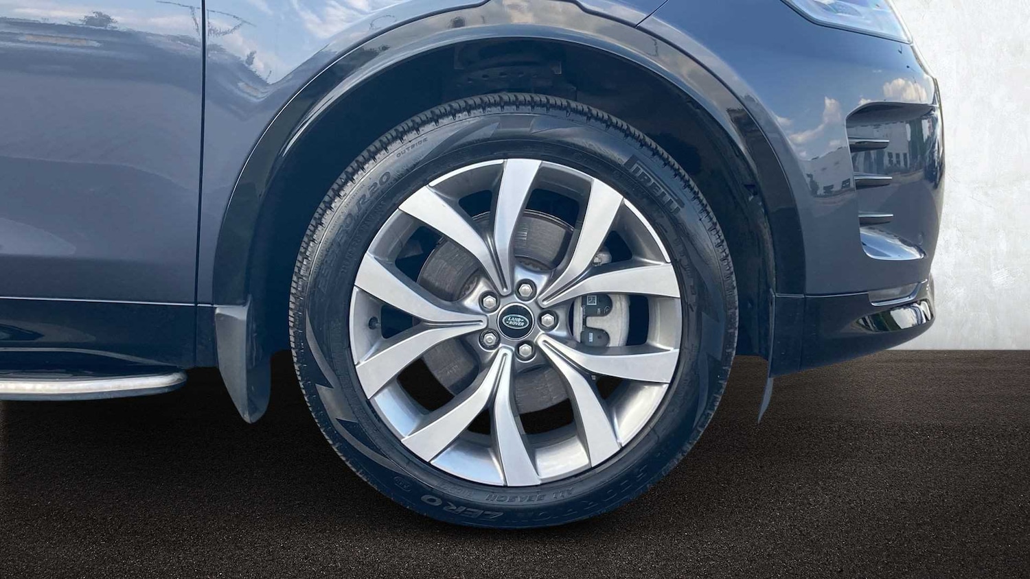 Used Land Rover Discovery Sport 2024 for sale - 76460041: Photo 8