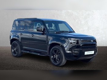 Used Land Rover Defender 2024 for sale - 76460614: Photo