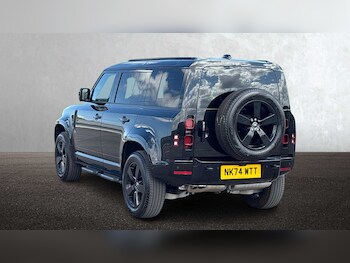 Used Land Rover Defender 2024 for sale - 76460614: Photo